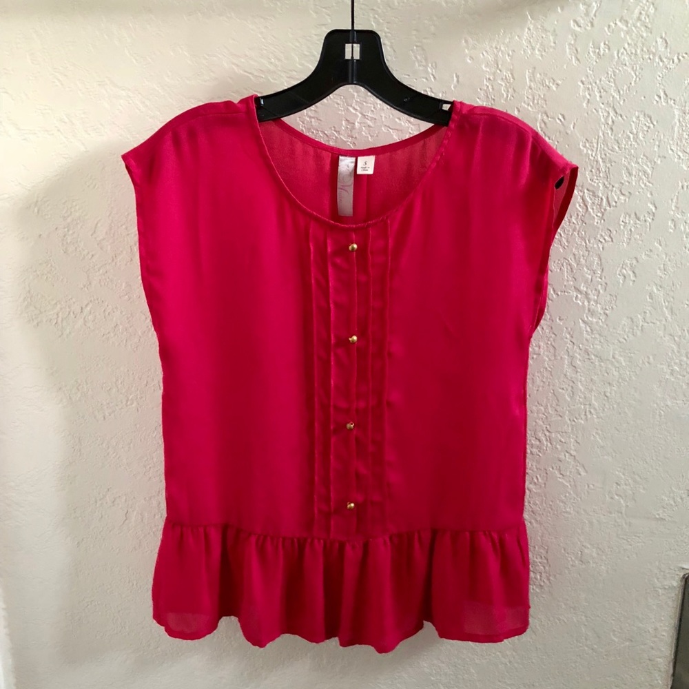 Myán Buttoned Top - Picture 4 of 7
